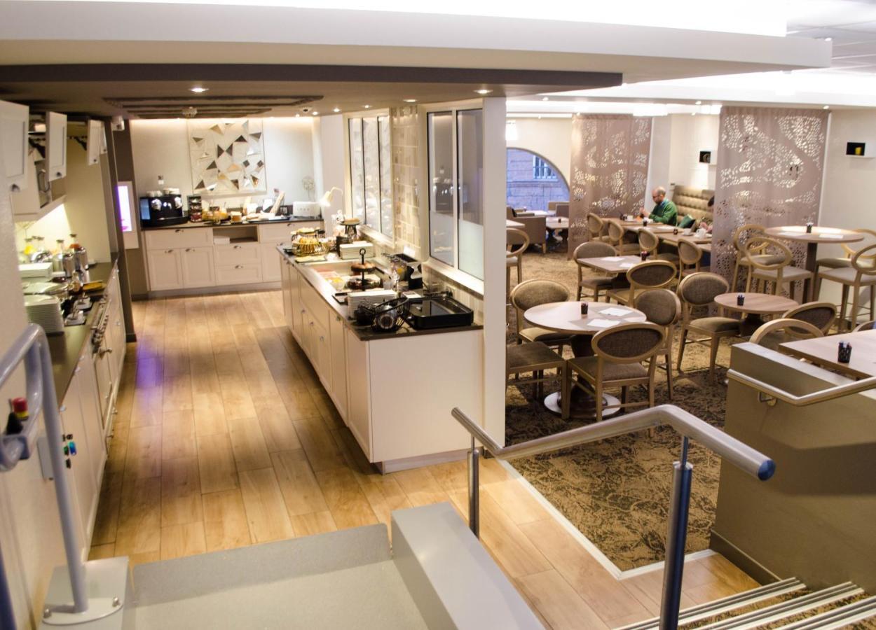 Mercure Centre Wilson Capitole Hotel 4*